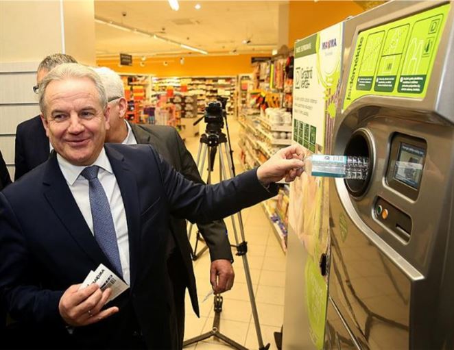 Zálohovanie v Litve prinieslo zlepšenie, tvrdí MŽP